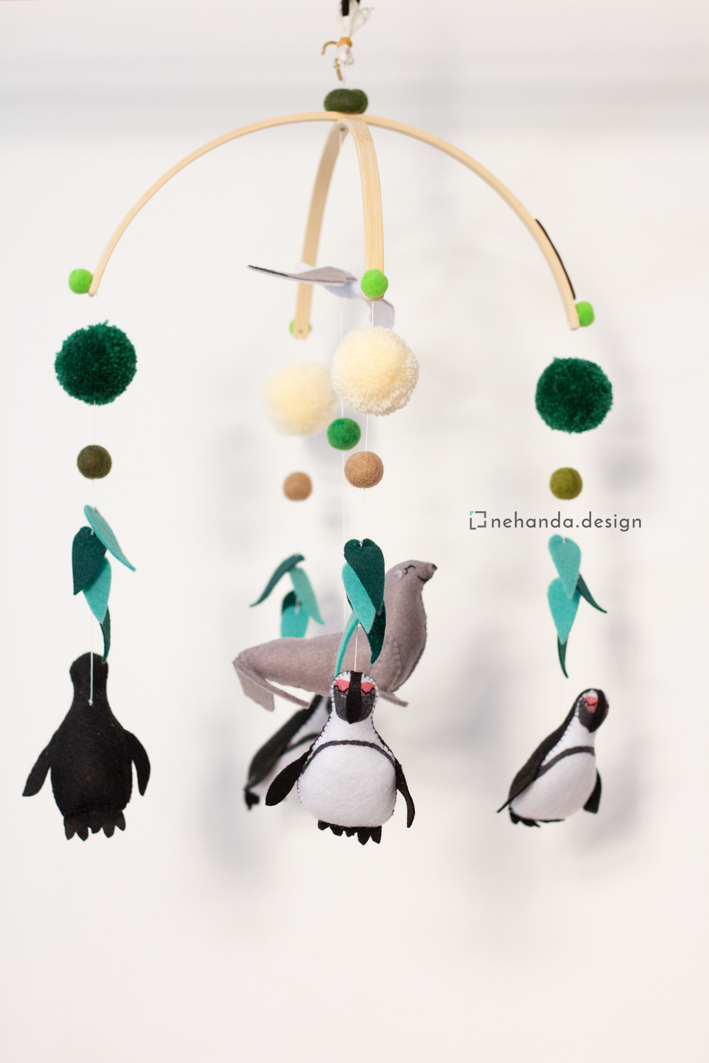 Penguin Party V1 Split Frame Mobile