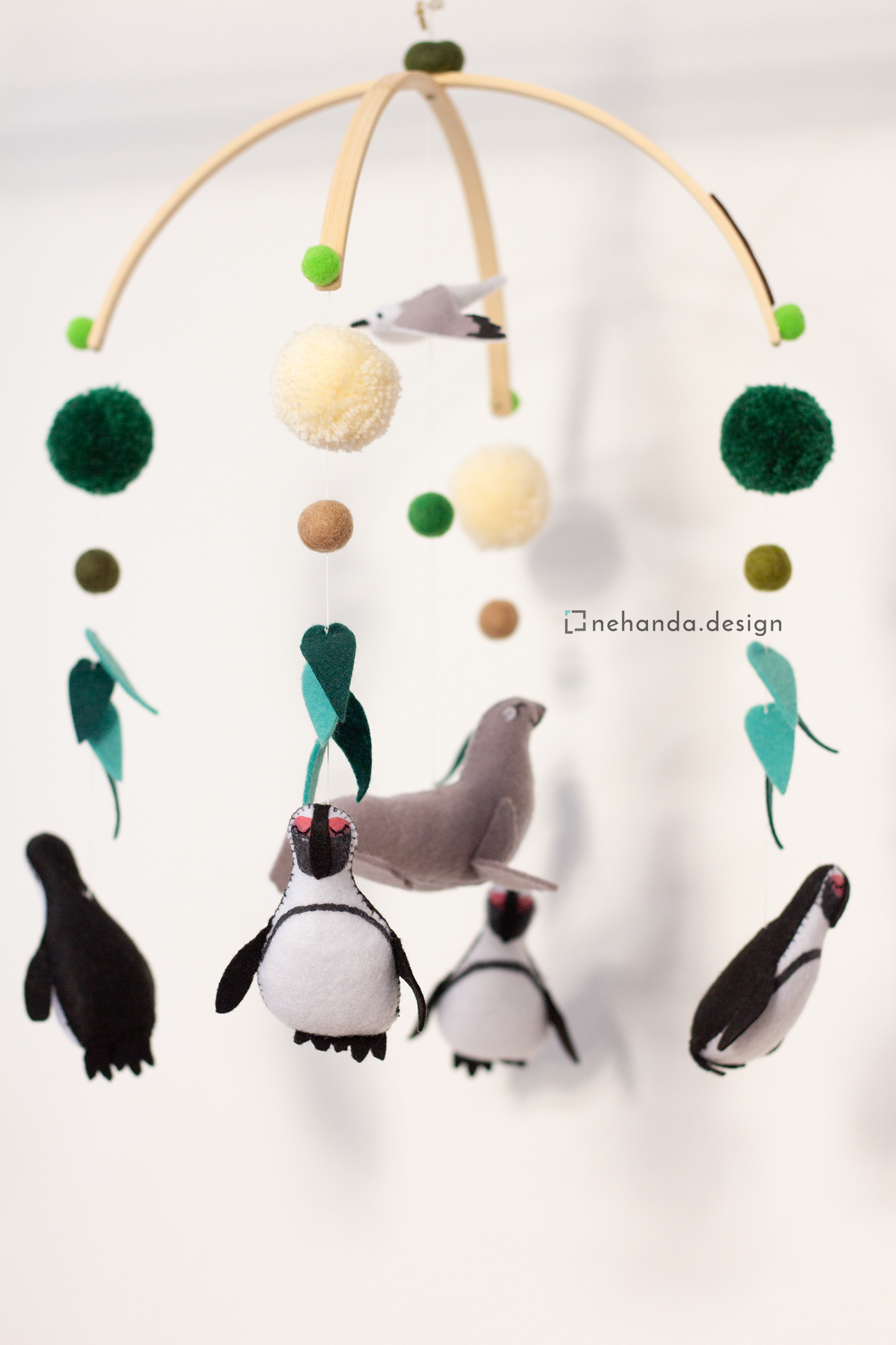 Penguin Party V1 Split Frame Mobile