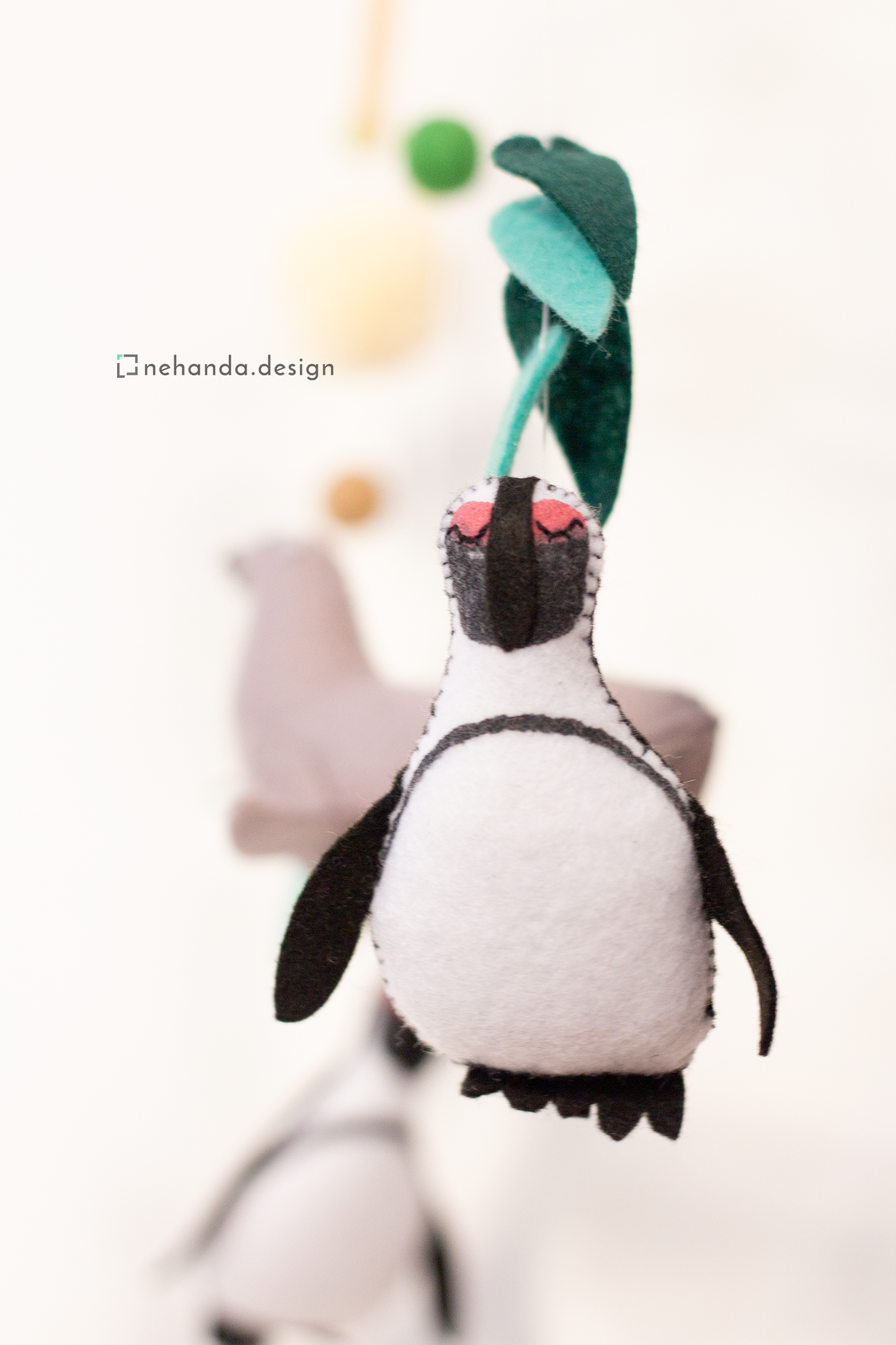 Penguin Party V1 Split Frame Mobile