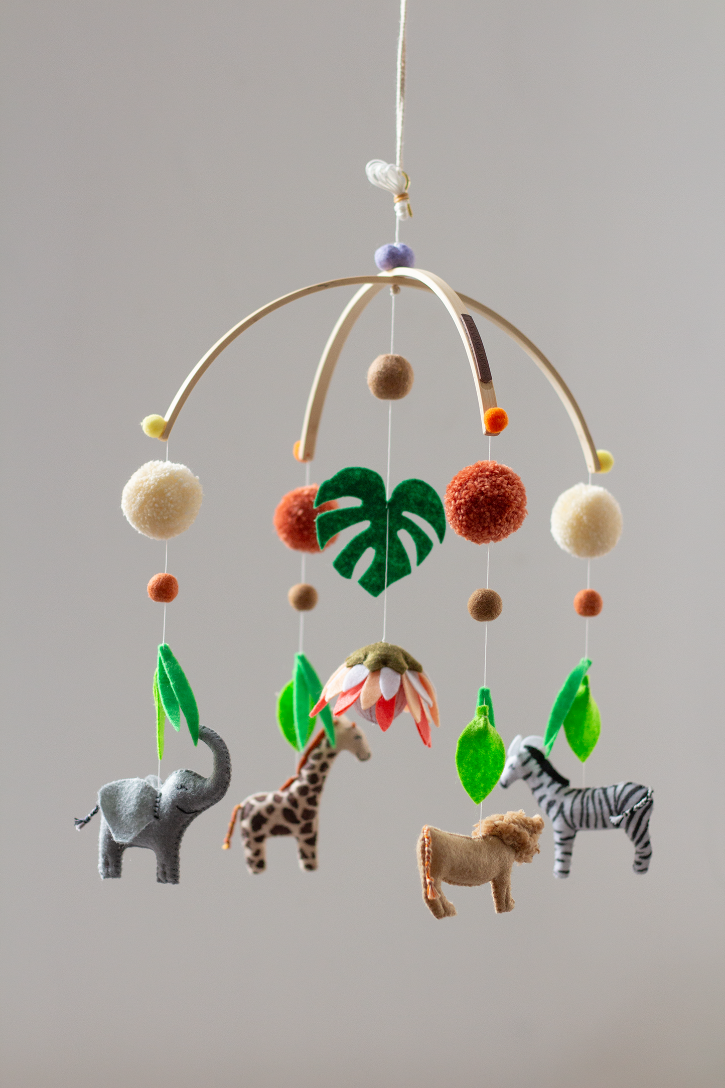 African Wildlife V1 Split Frame Mobile